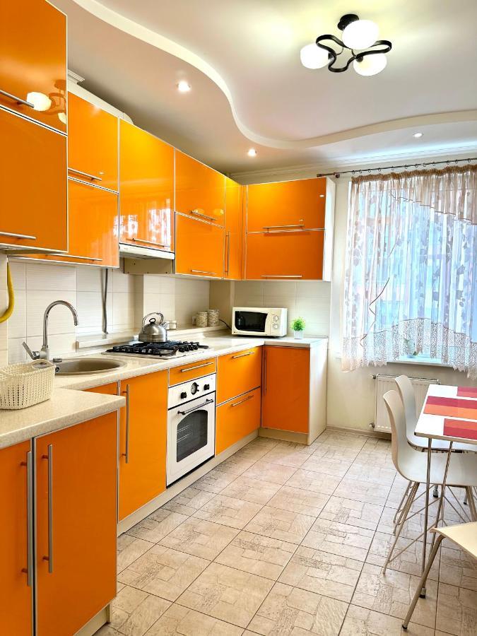 Lux Apartments In The City Center, Near The Park And Zlata Plaza Ровно Экстерьер фото