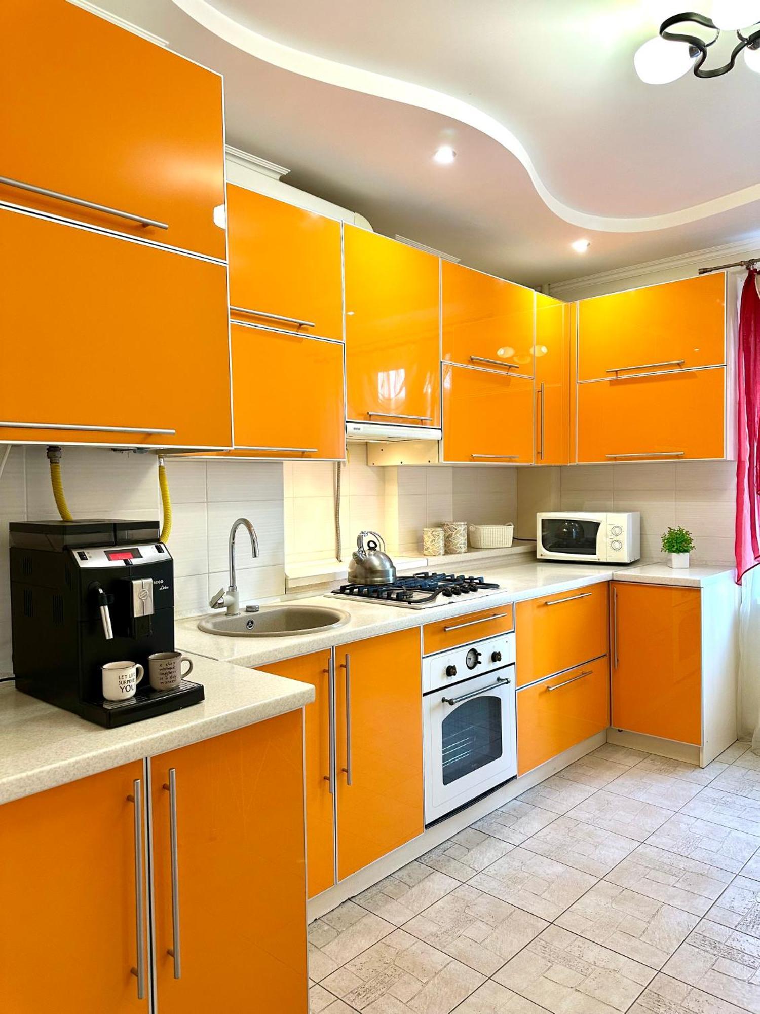 Apartments With A Coffee Machine In The City Center, Near A Park And Zlata Plaza Ровно Экстерьер фото